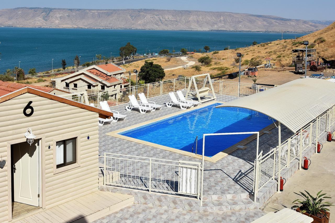 אחוזת חוף כנרת Kinneret Village Tiberias Exterior photo